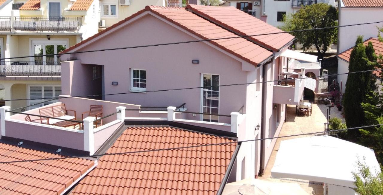 Bmb Apartments セニ エクステリア 写真
